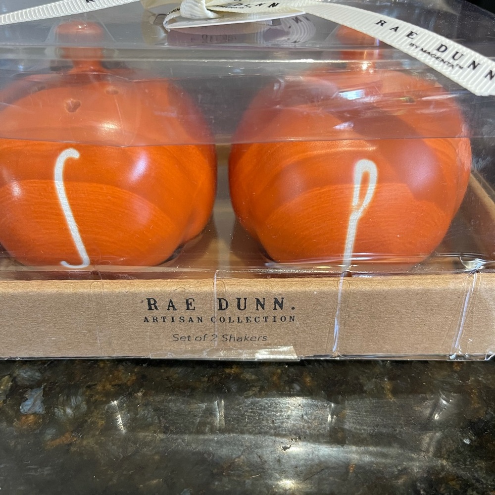 Rae Dunn - pumpkin salt and pepper shakers